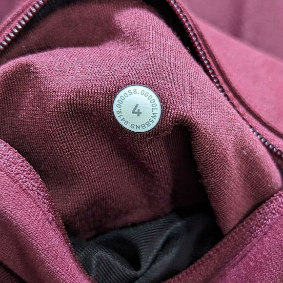 Lululemon Zoned In Tight Activewear Leggings Women's sz 4 in Cassis High Waist - Picture 12 of 13